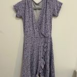 שמלה סגולה עם הדפס Pull & Bear - פול אנד בר יד שנייה בנמיז - Nemyz