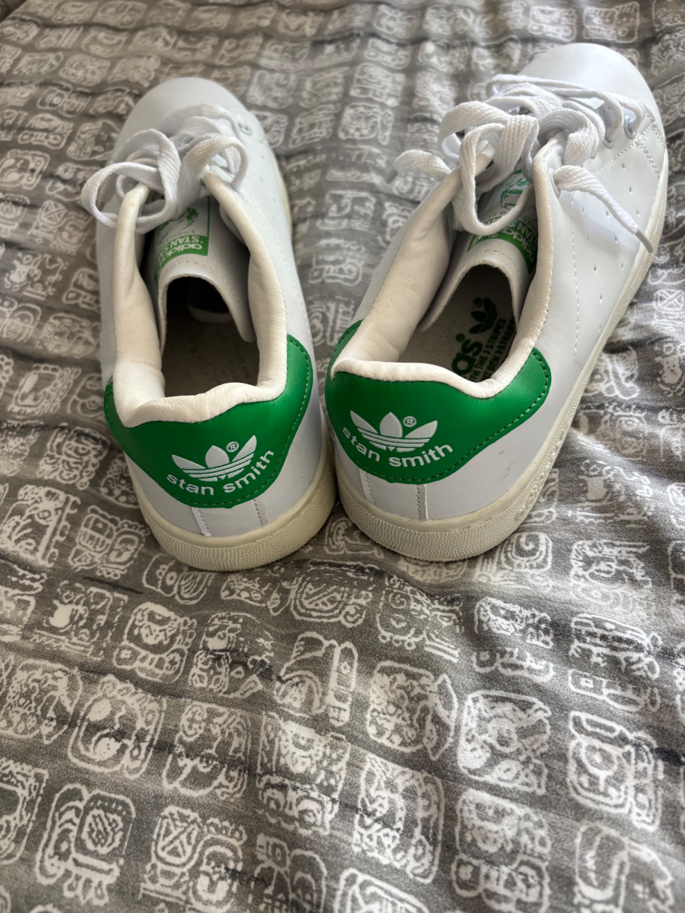 סניקרס אדידס Adidas – אדידס יד שנייה בנמיז - Nemyz