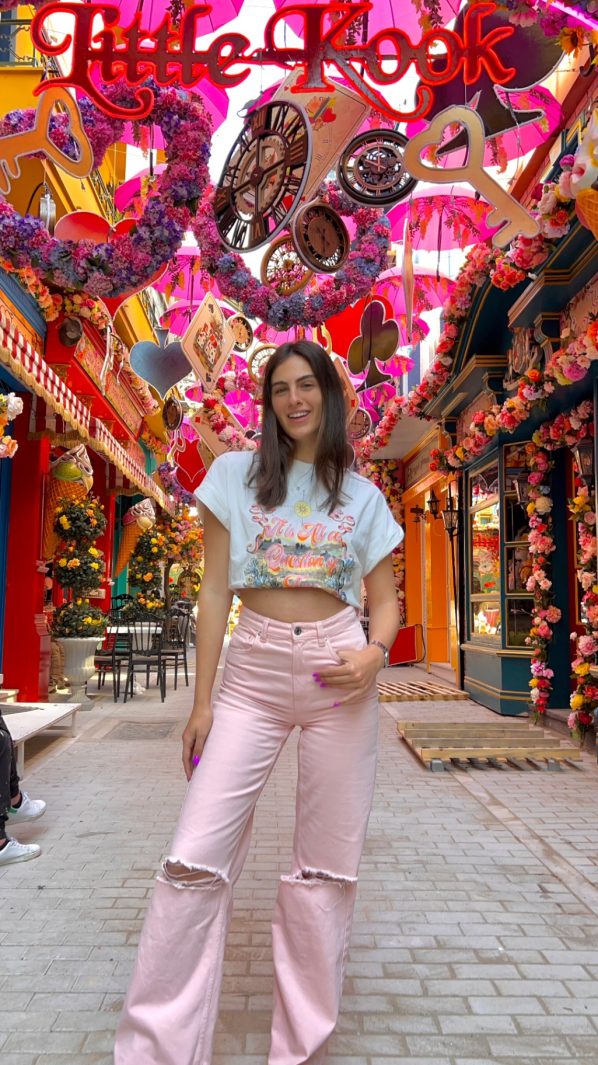 מכנס ורוד Bershka Bershka – ברשקה יד שנייה בנמיז - Nemyz