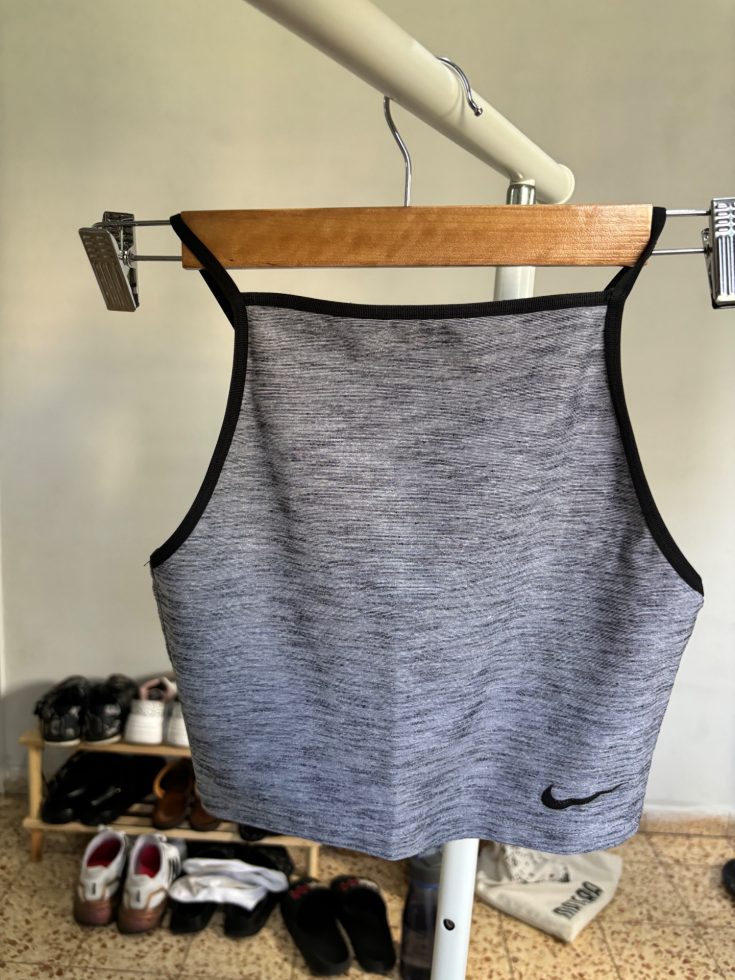 Crop Top- Nike Nike - נייקי יד שנייה בנמיז - Nemyz
