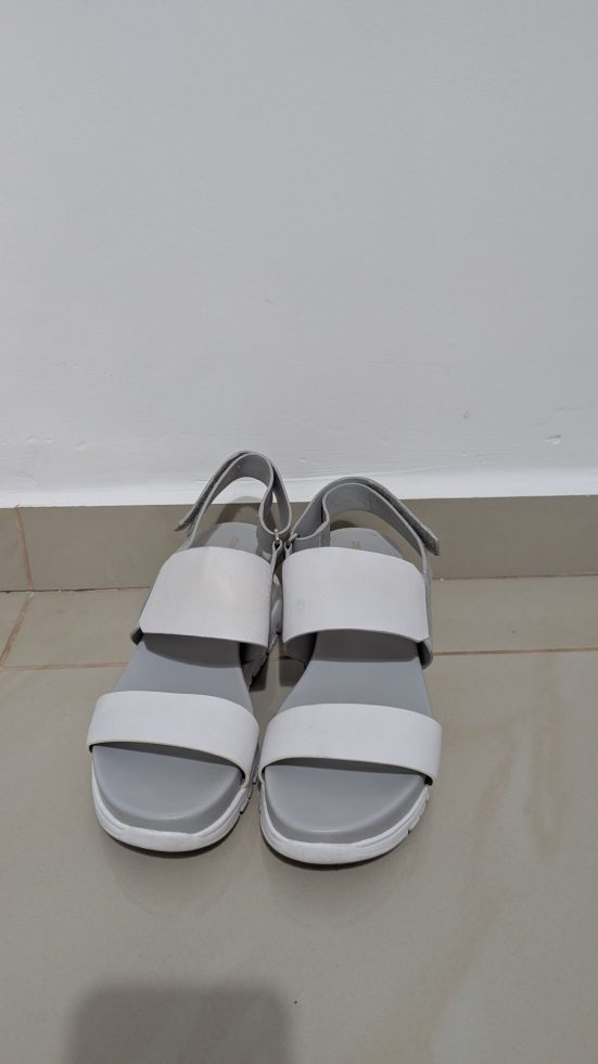 סנדלי פלטפורמה לבנות Cole Haan – קול האן יד שנייה בנמיז - Nemyz