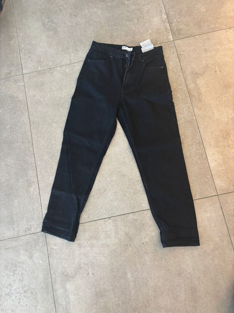 גינס bershka Bershka – ברשקה יד שנייה בנמיז - Nemyz