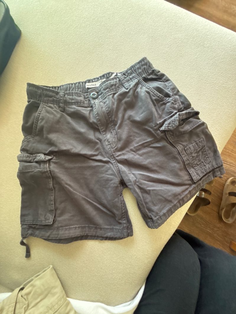 ‏מכנס קצר דגמח ברשקה Bershka – ברשקה יד שנייה בנמיז - Nemyz