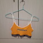 טופ כתום טומי Tommy Hilfiger - טומי הילפיגר יד שנייה בנמיז - Nemyz