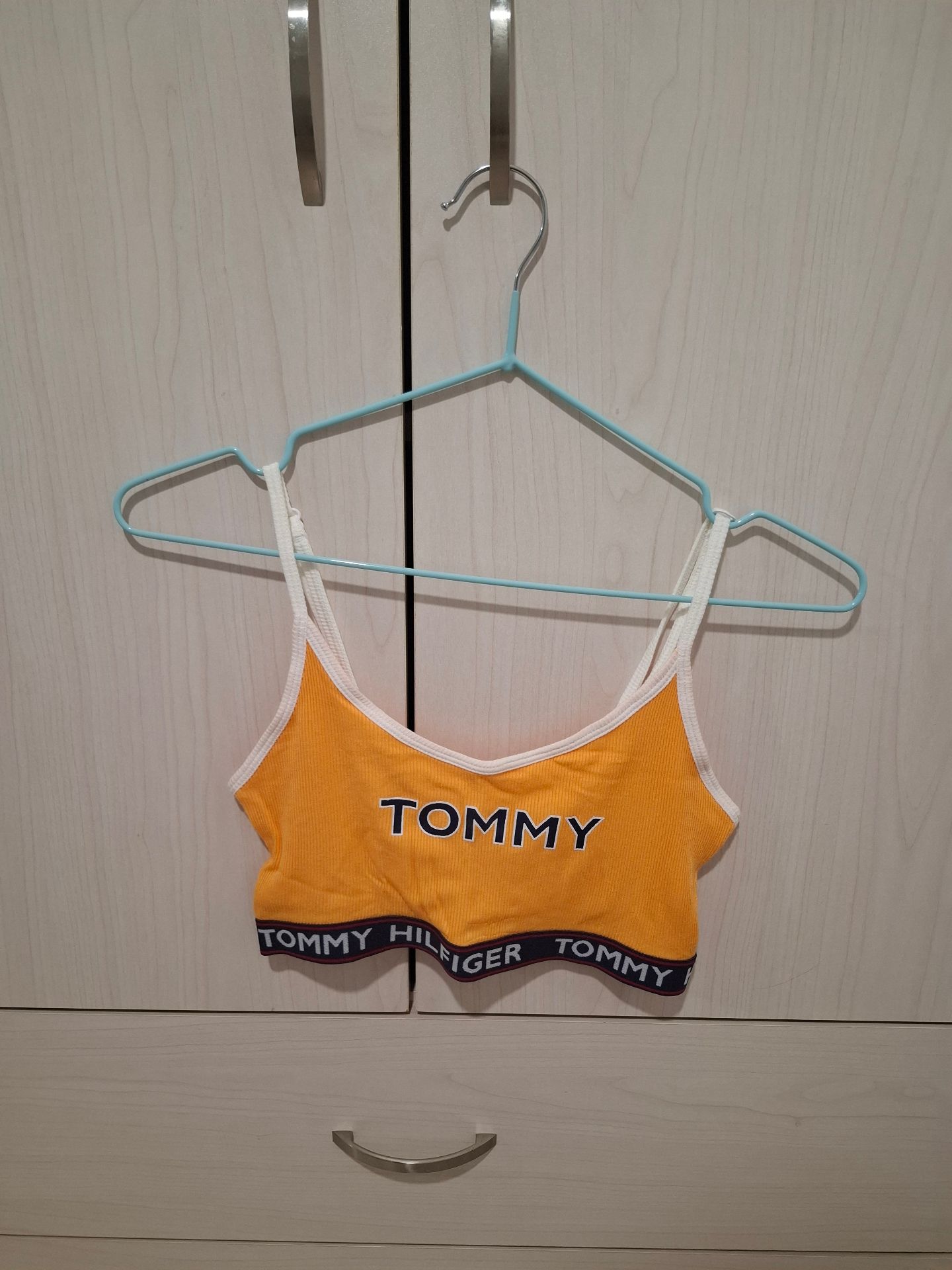 טופ כתום טומי Tommy Hilfiger - טומי הילפיגר יד שנייה בנמיז - Nemyz