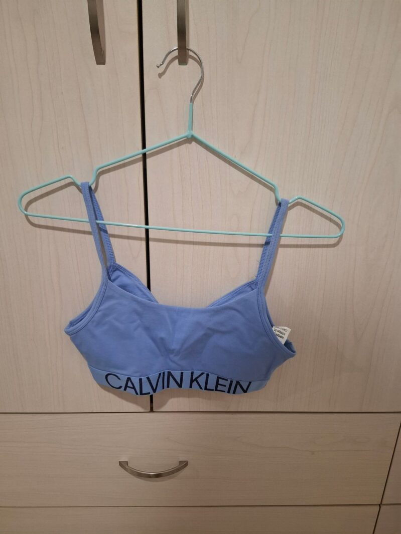 טופ כחול ck Calvin Klein – קלווין קליין יד שנייה בנמיז - Nemyz