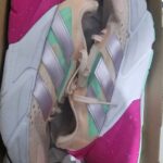 נעלי ספורט נשים Adidas – אדידס יד שנייה בנמיז - Nemyz