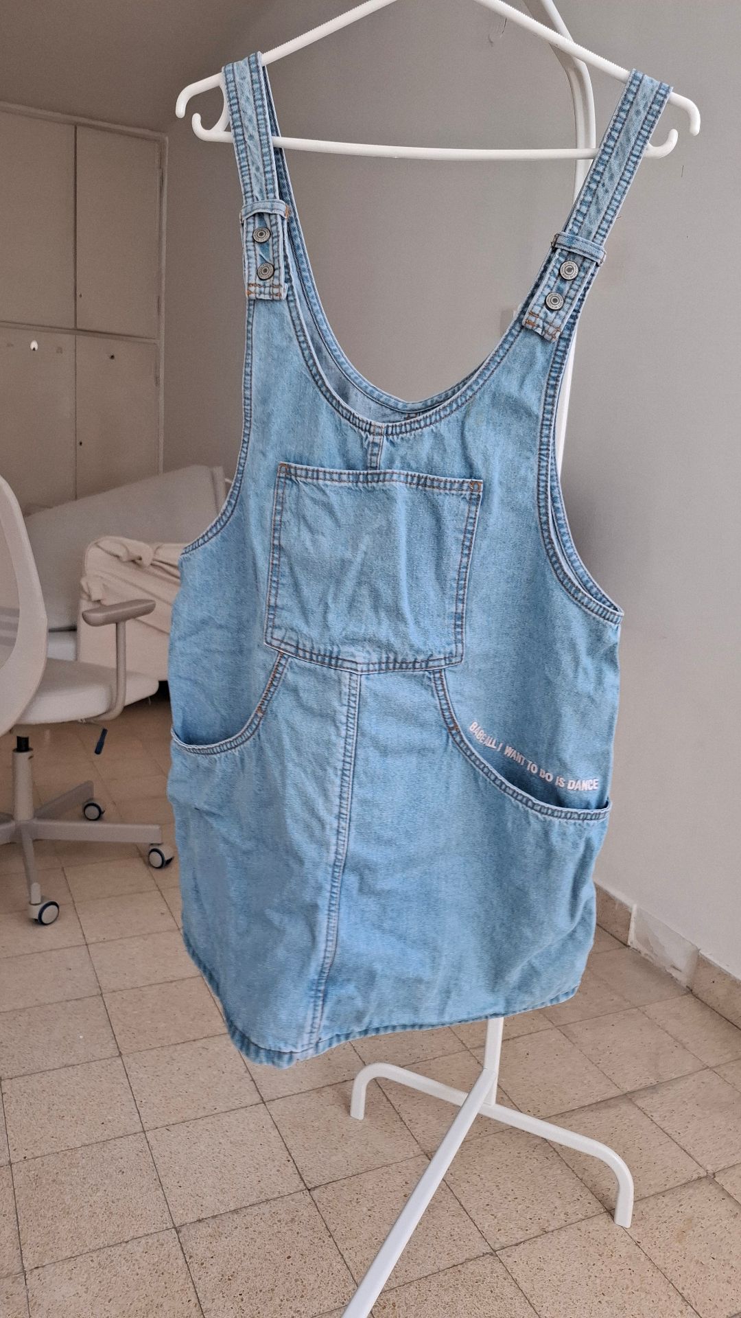 אוברול שמלה גי’נס Pull & Bear - פול אנד בר יד שנייה בנמיז - Nemyz
