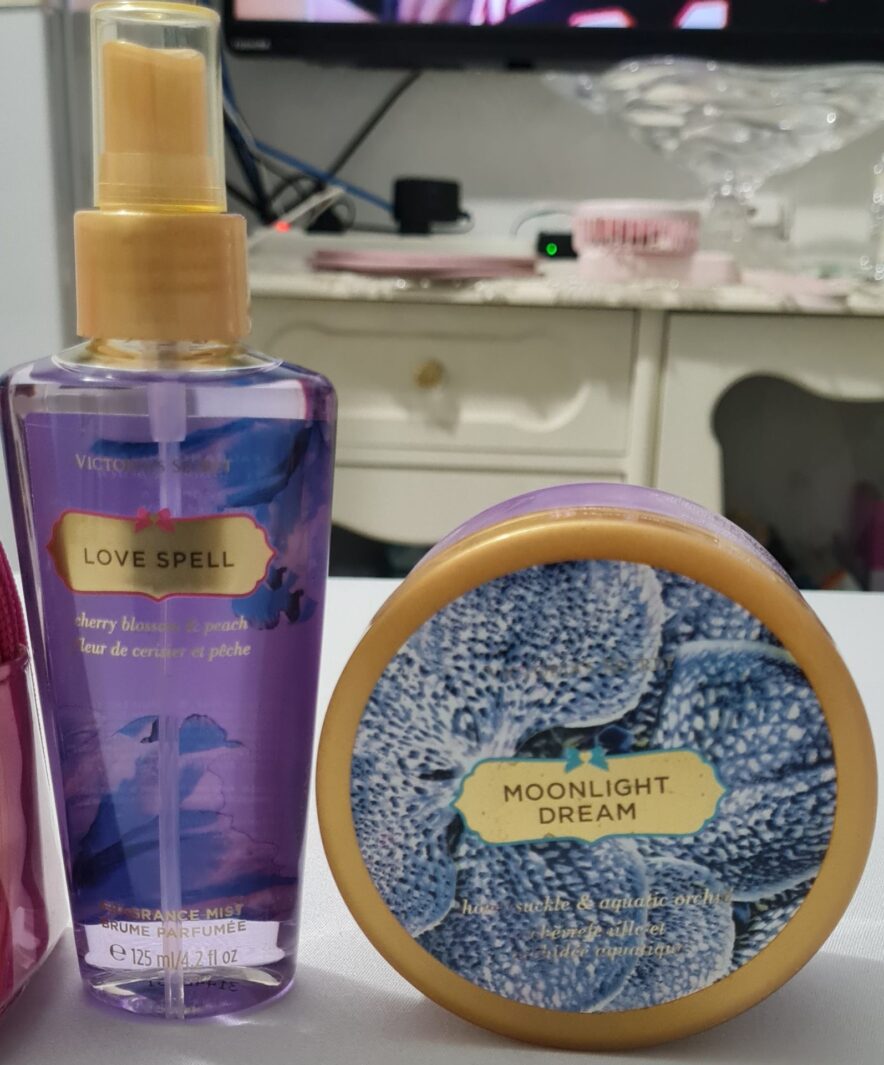 סט ויקטוריה סיקרט Victoria’s Secret - ויקטוריה'ס סיקרט יד שנייה בנמיז - Nemyz