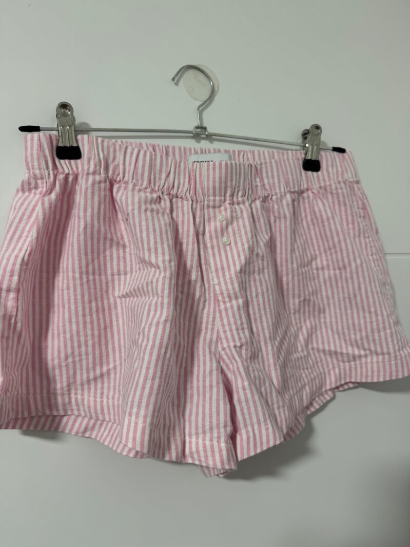 שורט מברשקה Bershka – ברשקה יד שנייה בנמיז - Nemyz