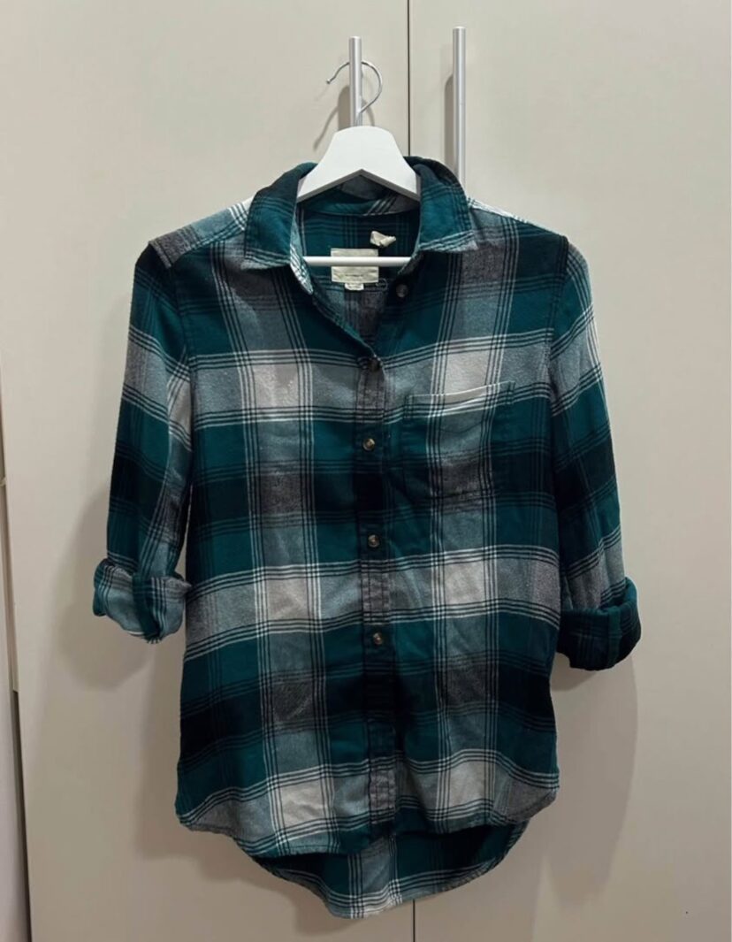 חולצה אמריקן איגל American Eagle – אמריקן איגל יד שנייה בנמיז - Nemyz