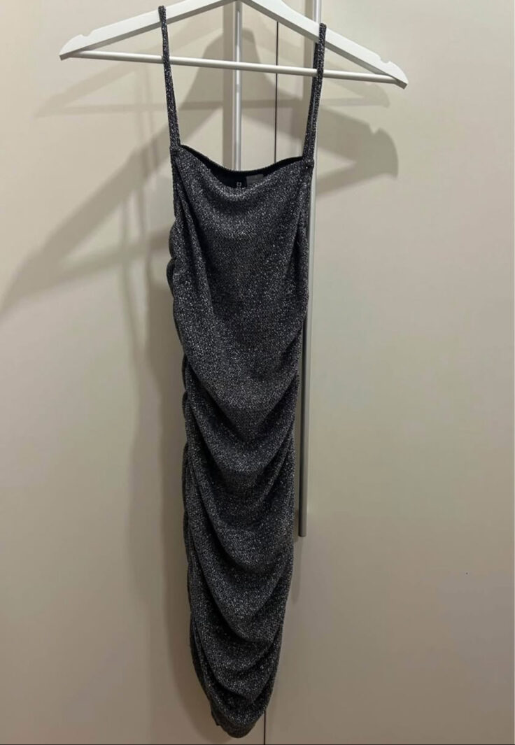 שמלה כסופה מנצנצת H&M - אייץ' אנד אם יד שנייה בנמיז - Nemyz