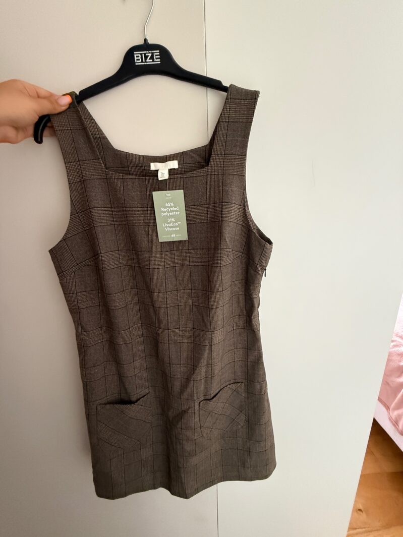 שמלה משובצת חדשה H&M - אייץ' אנד אם יד שנייה בנמיז - Nemyz