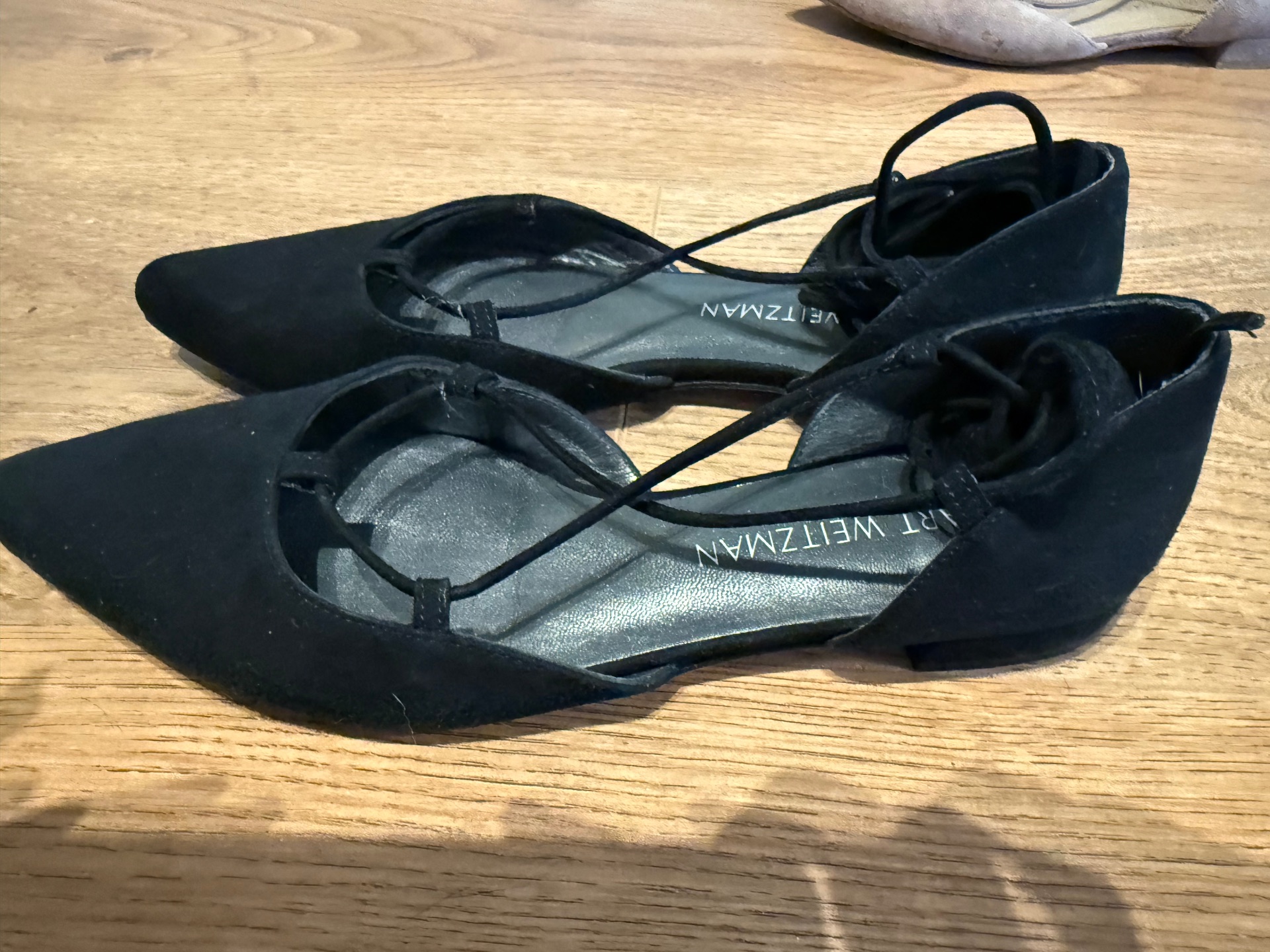 Stuart Weitzman S/35 אחר יד שנייה בנמיז - Nemyz