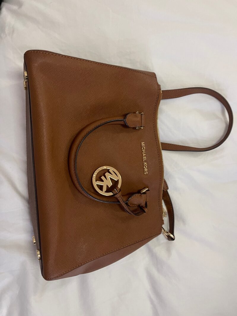 תיק של מייקל קורס Michael Kors יד שנייה בנמיז - Nemyz