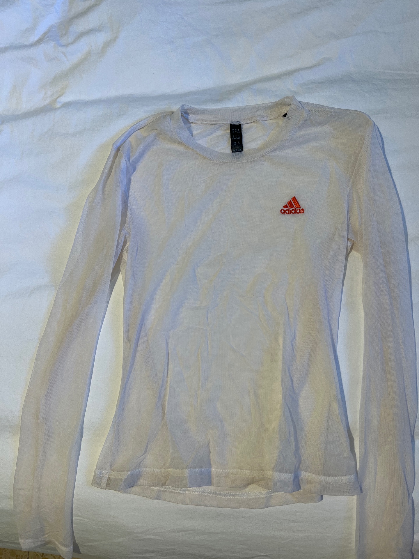 חולצת ספורט Adidas – אדידס יד שנייה בנמיז - Nemyz