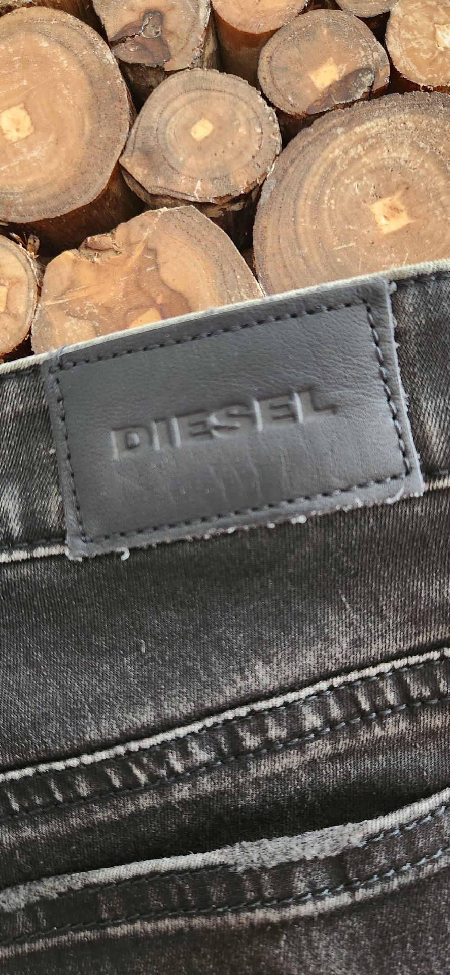 גינס Diesel שחור Diesel - דיזל יד שנייה בנמיז - Nemyz