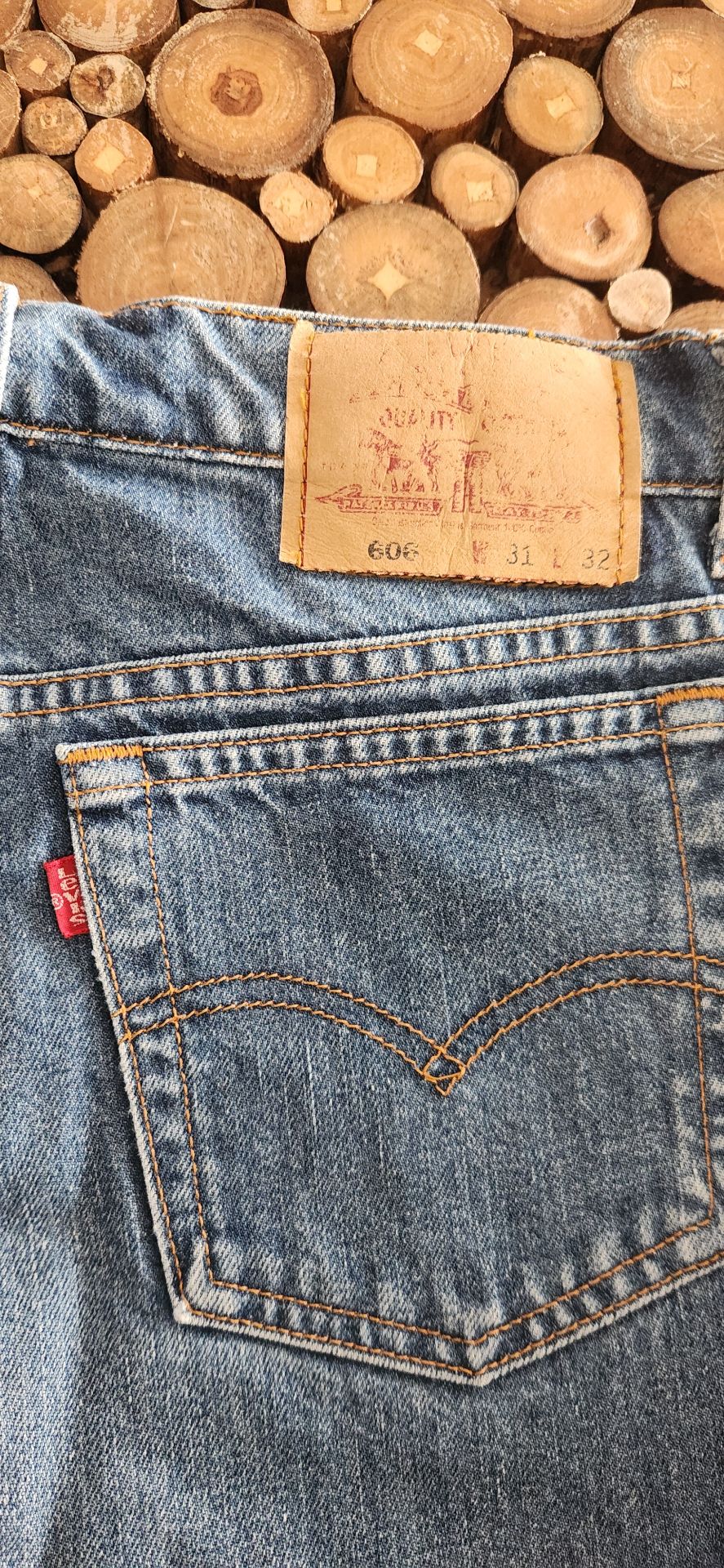 גינס Levis Levi's - ליווייס יד שנייה בנמיז - Nemyz