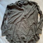 מכופתרת uniqlo יוניקלו – Uniqlo יד שנייה בנמיז - Nemyz