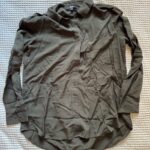 מכופתרת uniqlo יוניקלו – Uniqlo יד שנייה בנמיז - Nemyz