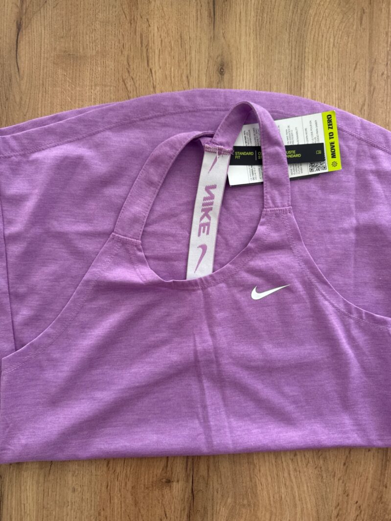 גופיית ספורט Nike Nike - נייקי יד שנייה בנמיז - Nemyz
