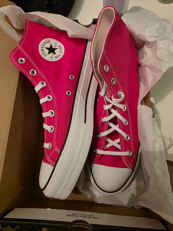 אולסטאר גבוהות בורוד Converse (All-Star) – קונברס (אול-סטאר) יד שנייה בנמיז - Nemyz