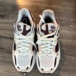 נעלי ספורט adidas Adidas – אדידס יד שנייה בנמיז - Nemyz