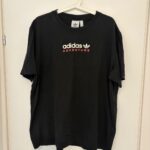 טי-שרט של אדידס Adidas – אדידס יד שנייה בנמיז - Nemyz