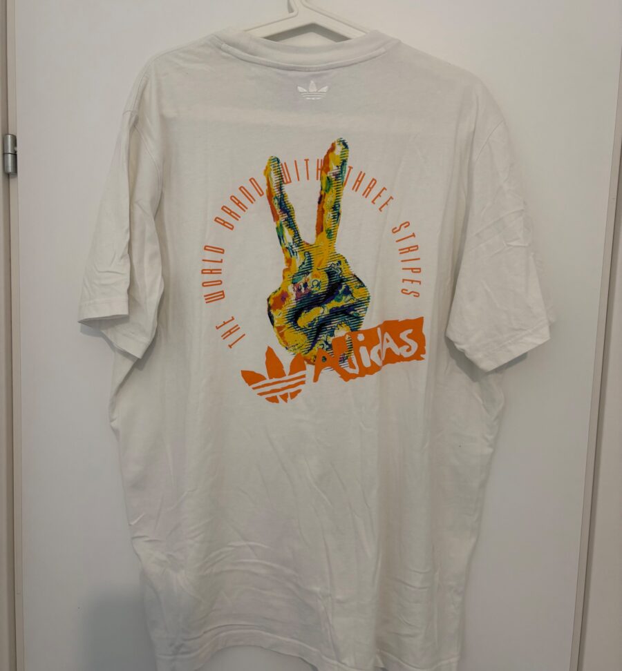 חולצה של אדידס Adidas – אדידס יד שנייה בנמיז - Nemyz