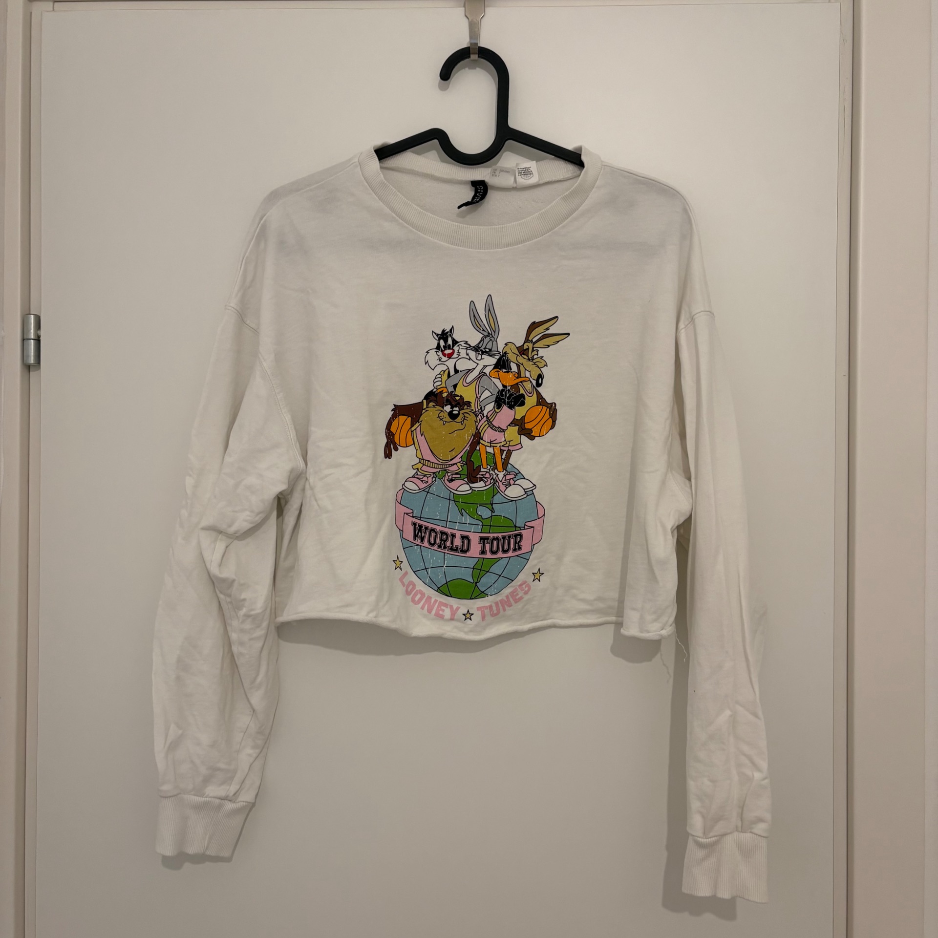 טי-שרט של לוני טונס H&M - אייץ' אנד אם יד שנייה בנמיז - Nemyz