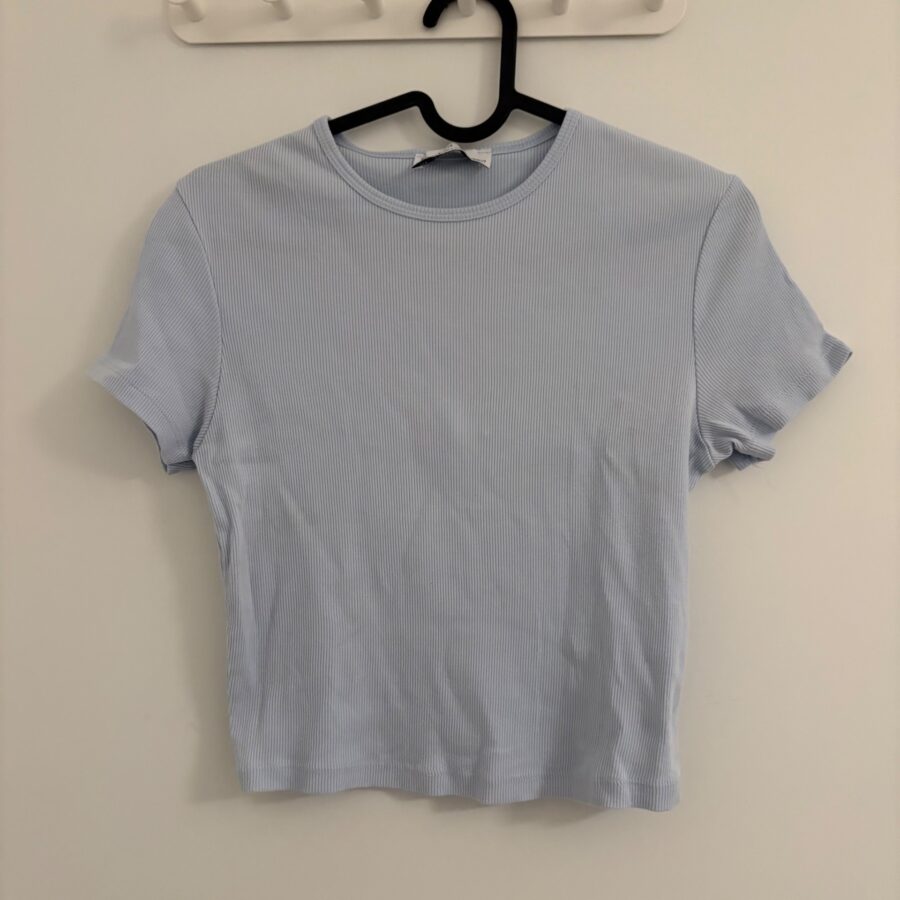 חולצה של ברשקה Bershka – ברשקה יד שנייה בנמיז - Nemyz