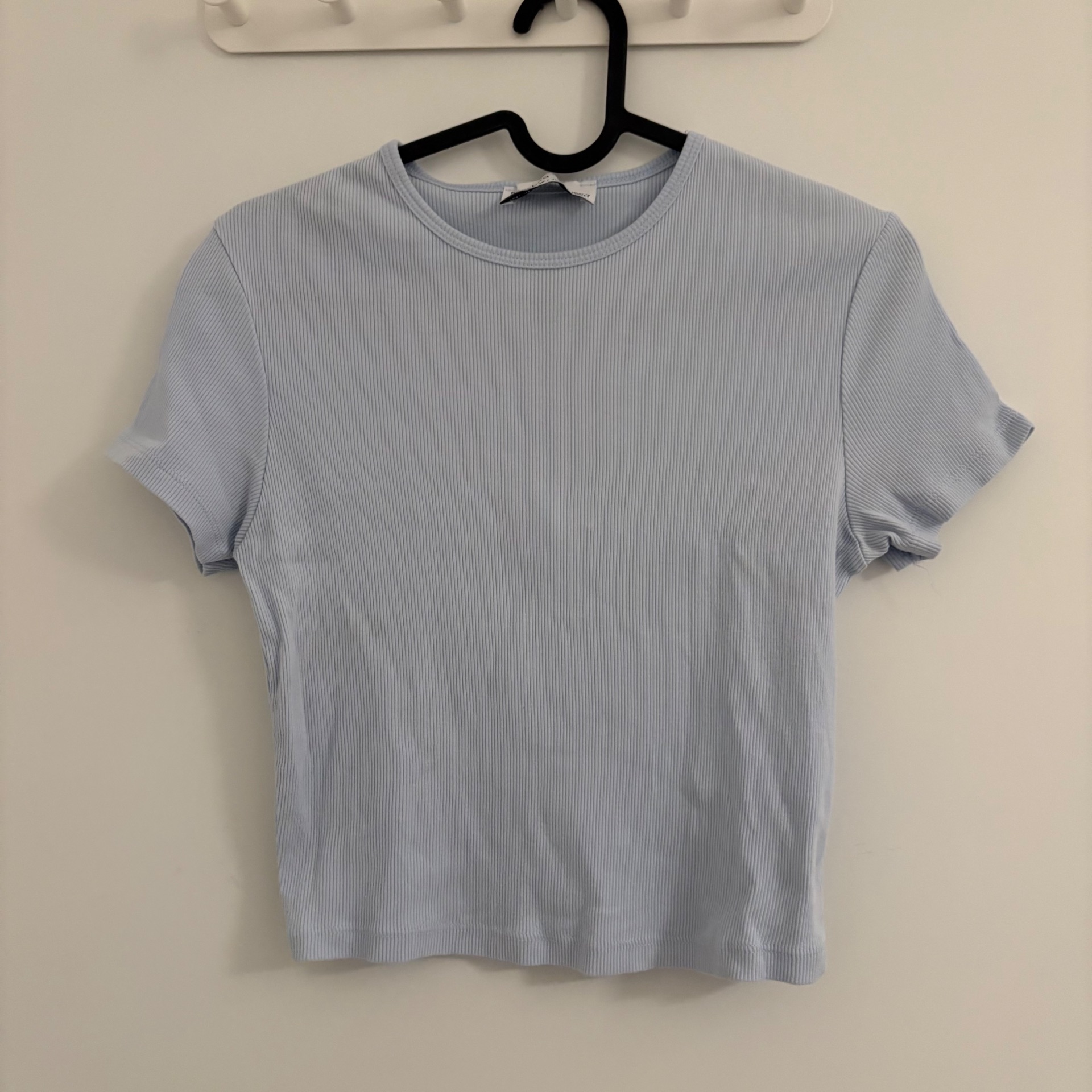 חולצה של ברשקה Bershka – ברשקה יד שנייה בנמיז - Nemyz