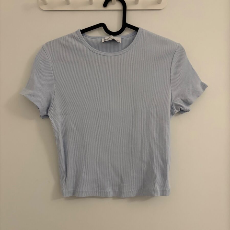 חולצת ריב Bershka – ברשקה יד שנייה בנמיז - Nemyz
