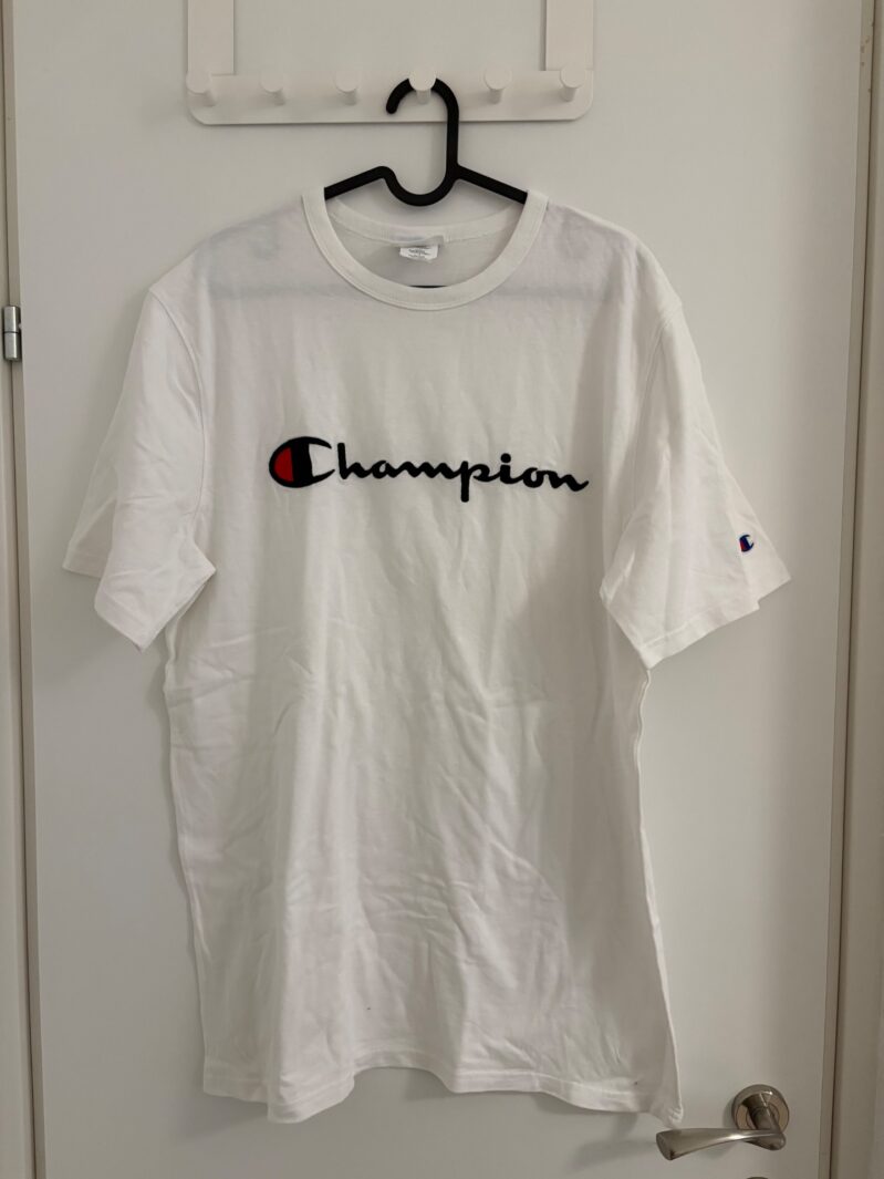 חולצה של צ׳מפיונס Champion – צ'מפיון יד שנייה בנמיז - Nemyz
