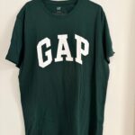 חולצה של gap GAP - גאפ יד שנייה בנמיז - Nemyz