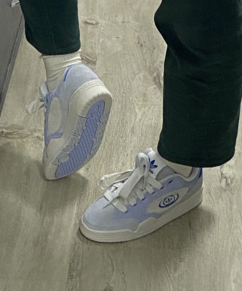 סניקרס סגולות אדידס Adidas – אדידס יד שנייה בנמיז - Nemyz