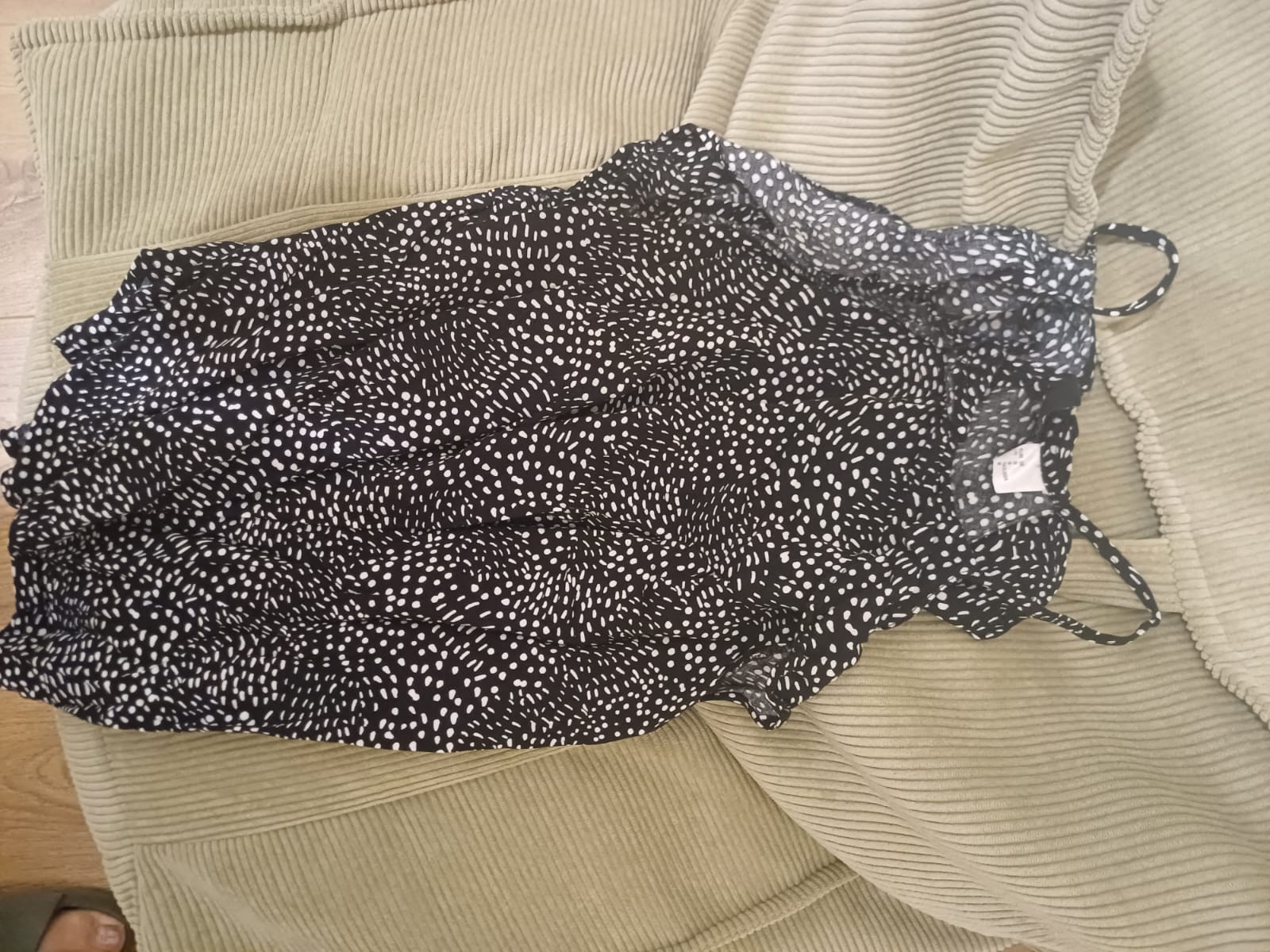 גופיה h&m מידה s H&M - אייץ' אנד אם יד שנייה בנמיז - Nemyz