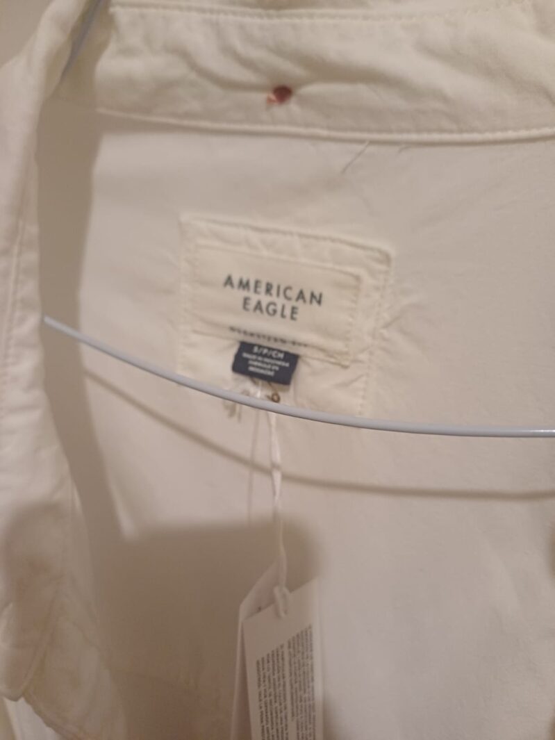 חולצה מכופתרת אמריקן American Eagle – אמריקן איגל יד שנייה בנמיז - Nemyz