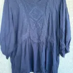 חולצה ארוכה עם רקמה אחר יד שנייה בנמיז - Nemyz