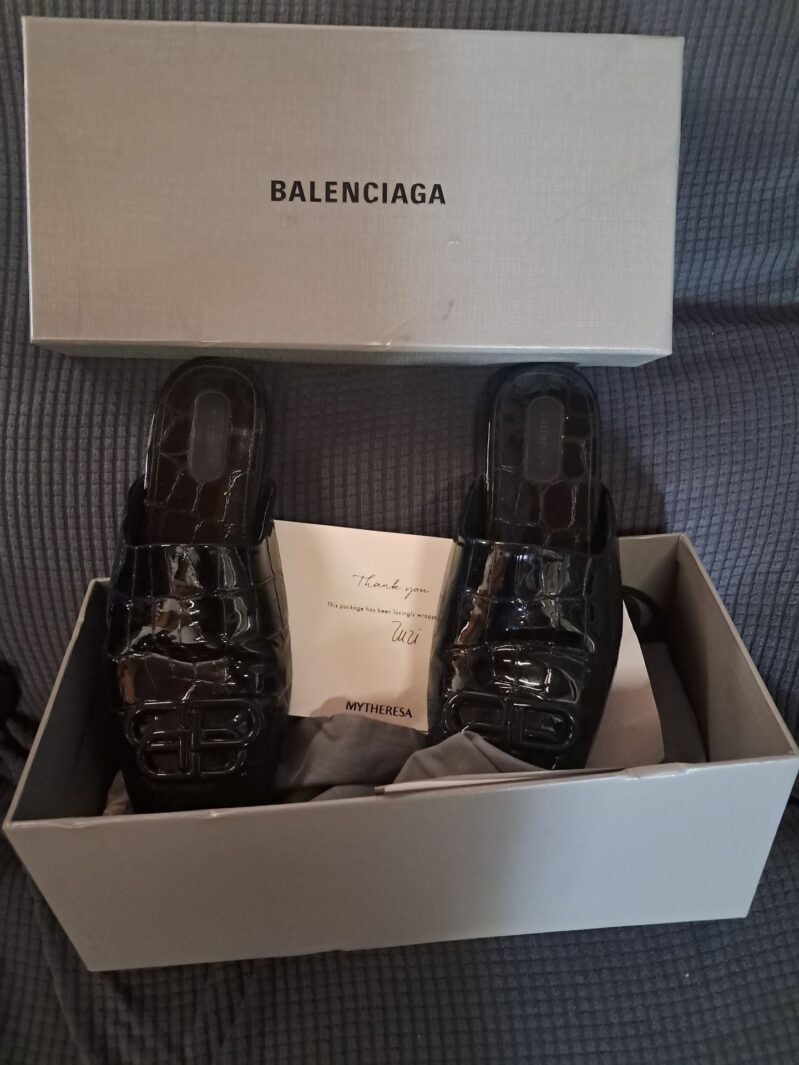 כפכפי בלנסיאגה Balenciaga – בלנסיאגה יד שנייה בנמיז - Nemyz