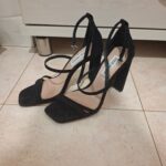עקב שחור סטיב מאדן Steve Madden- סטיב מאדן יד שנייה בנמיז - Nemyz