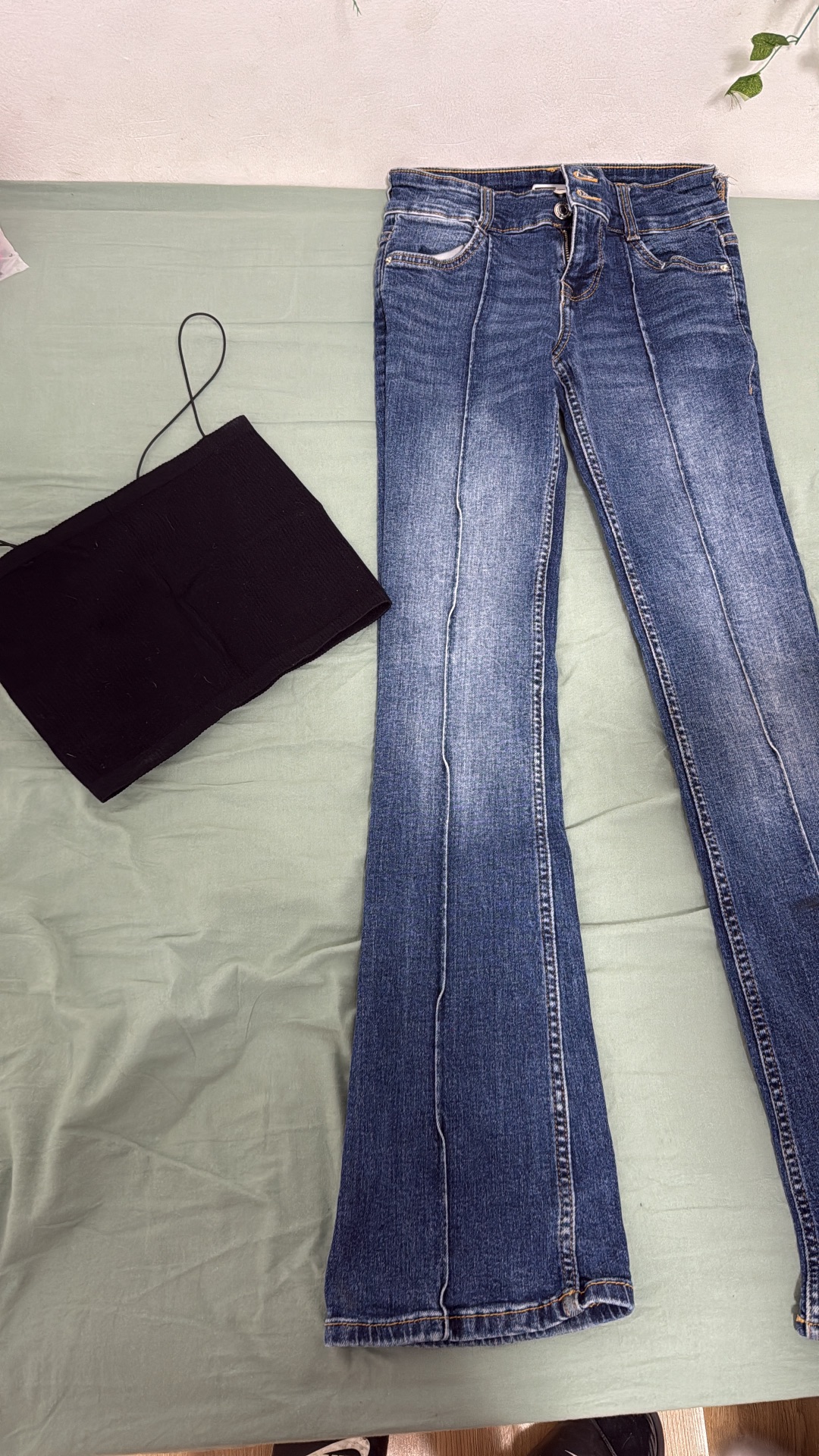ג׳ינס נמוך Bershka – ברשקה יד שנייה בנמיז - Nemyz