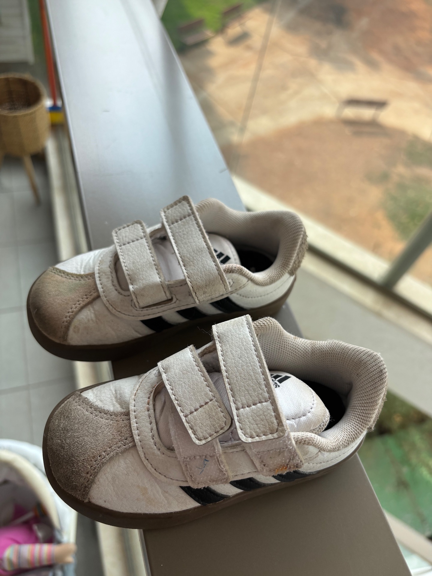 סניקרס Adidas – אדידס יד שנייה בנמיז - Nemyz