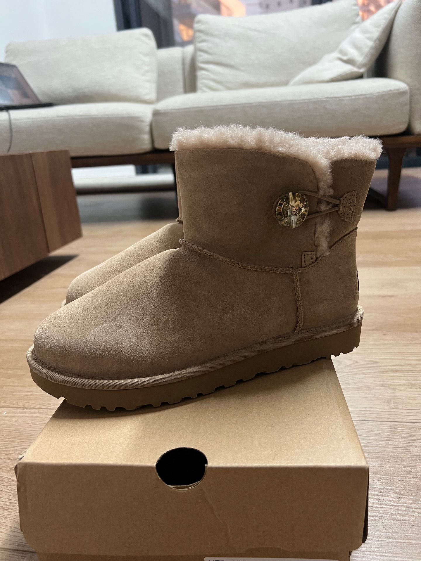 נעליים UGG UGG - אג יד שנייה בנמיז - Nemyz