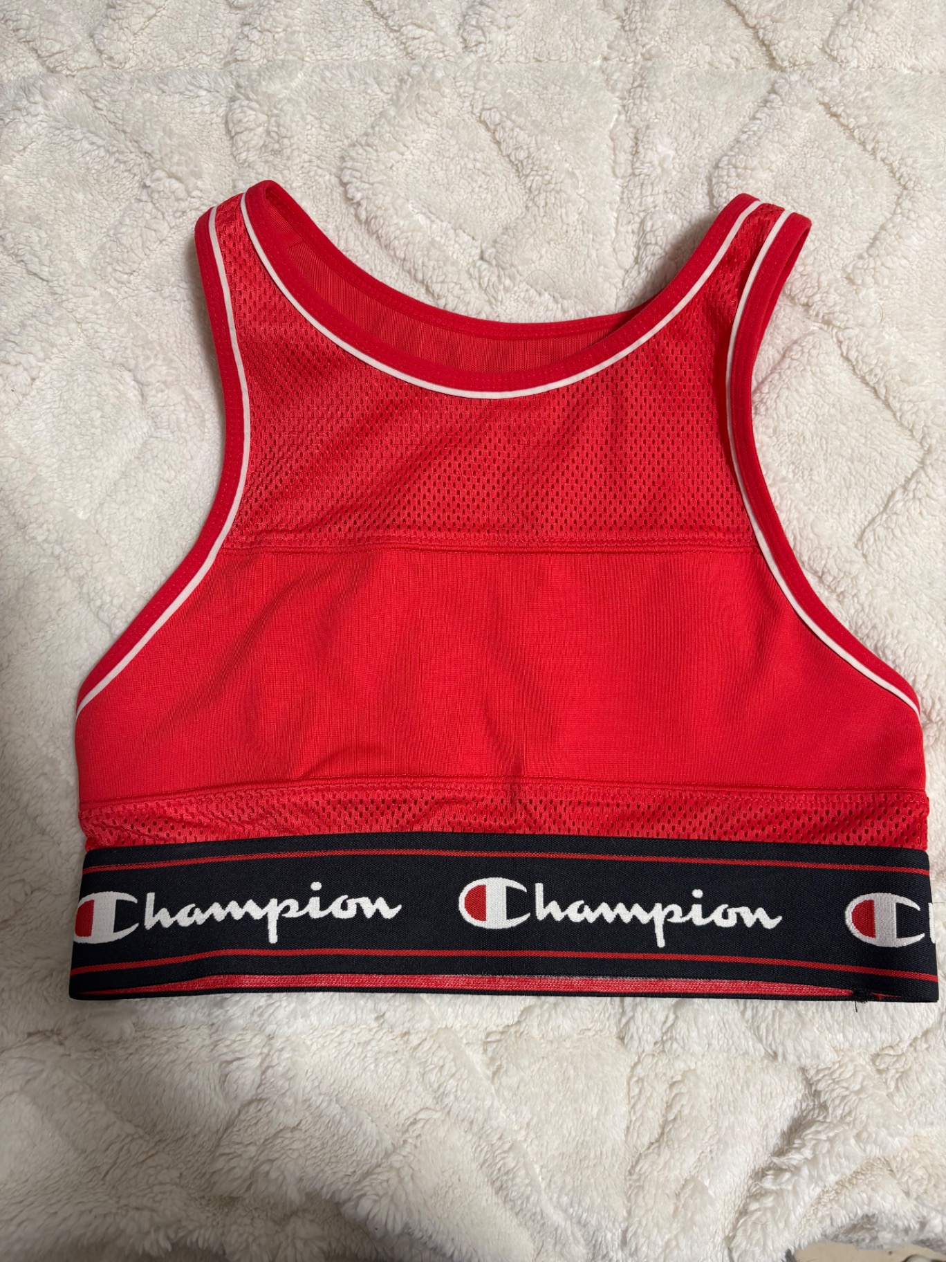 טופ ספורטיבי אדום Champion – צ'מפיון יד שנייה בנמיז - Nemyz