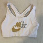 גוזיית ספורט נייק Nike - נייקי יד שנייה בנמיז - Nemyz