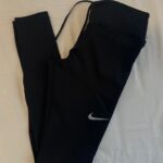 טייץ שחור נייק Nike - נייקי יד שנייה בנמיז - Nemyz