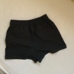 מכנסיים מחויטים Bershka – ברשקה יד שנייה בנמיז - Nemyz