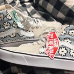 נעלי Vans mid פרחוני Vans - ואנס יד שנייה בנמיז - Nemyz