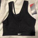 טופ ספורט ריבוק שחור Reebok-רבוק יד שנייה בנמיז - Nemyz